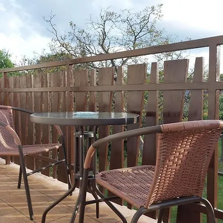Klasicky Dum, 5 Loznic , 5 Bedrooms, Holiday home Prague