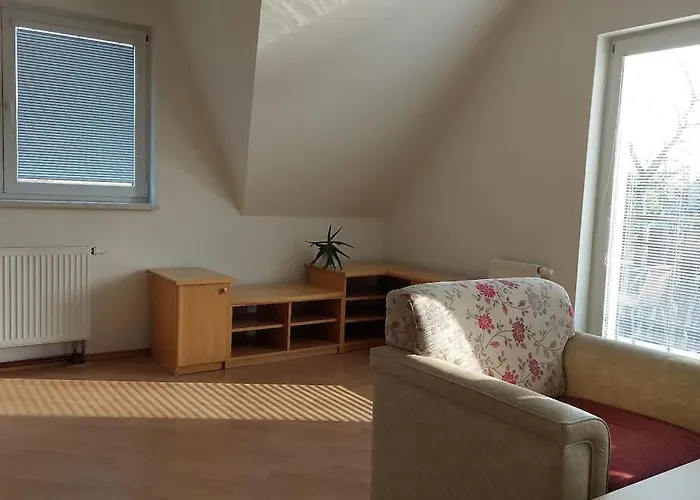 Hébergement de vacances Klasicky Dum, 5 Loznic , 5 Bedrooms,