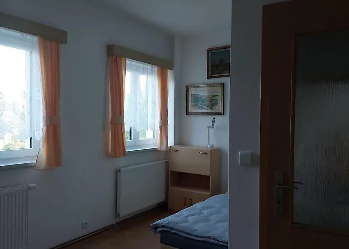 Klasicky Dum, 5 Loznic , 5 Bedrooms, Prague