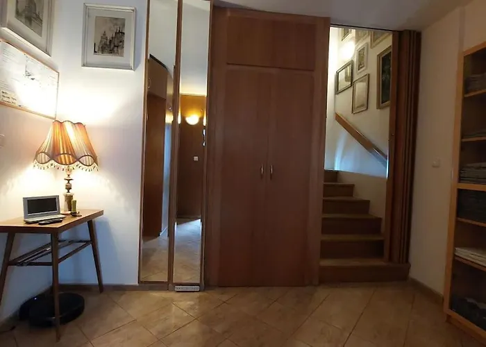 Hébergement de vacances Klasicky Dum, 5 Loznic , 5 Bedrooms, Prague