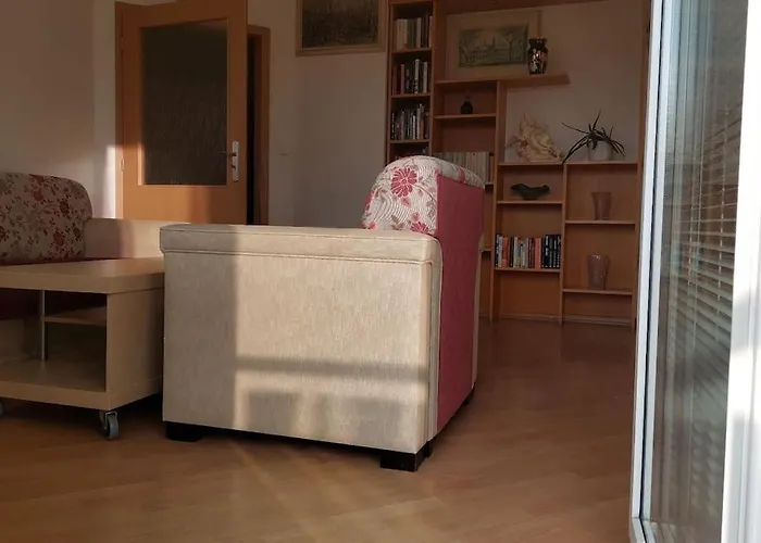 Hébergement de vacances Klasicky Dum, 5 Loznic , 5 Bedrooms, *