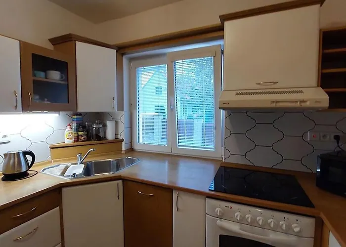 Klasicky Dum, 5 Loznic , 5 Bedrooms, *