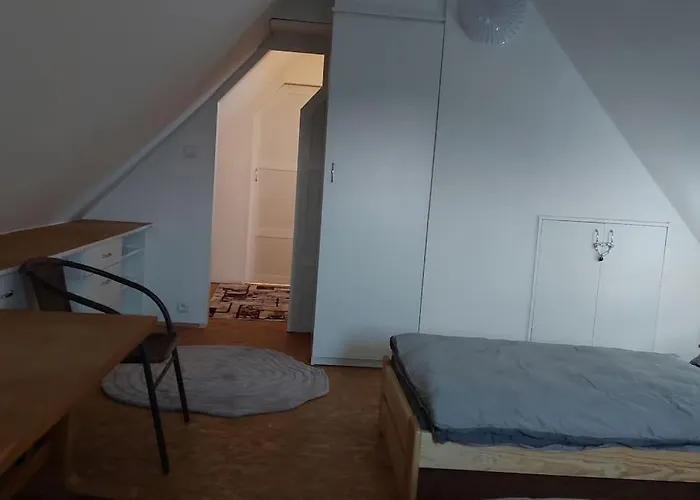 Klasicky Dum, 5 Loznic , 5 Bedrooms, Hébergement de vacances *