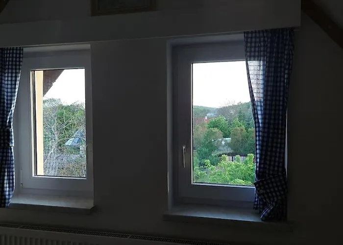 Klasicky Dum, 5 Loznic , 5 Bedrooms, Prague
