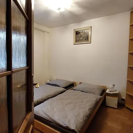 Klasicky Dum, 5 Loznic , 5 Bedrooms, *