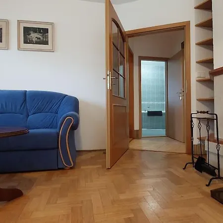 Tatil Evi Klasicky Dum, 5 Loznic , 5 Bedrooms, Prag